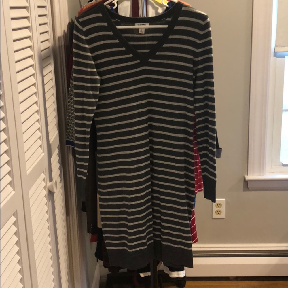 Long sleeve v-neck sweater dress